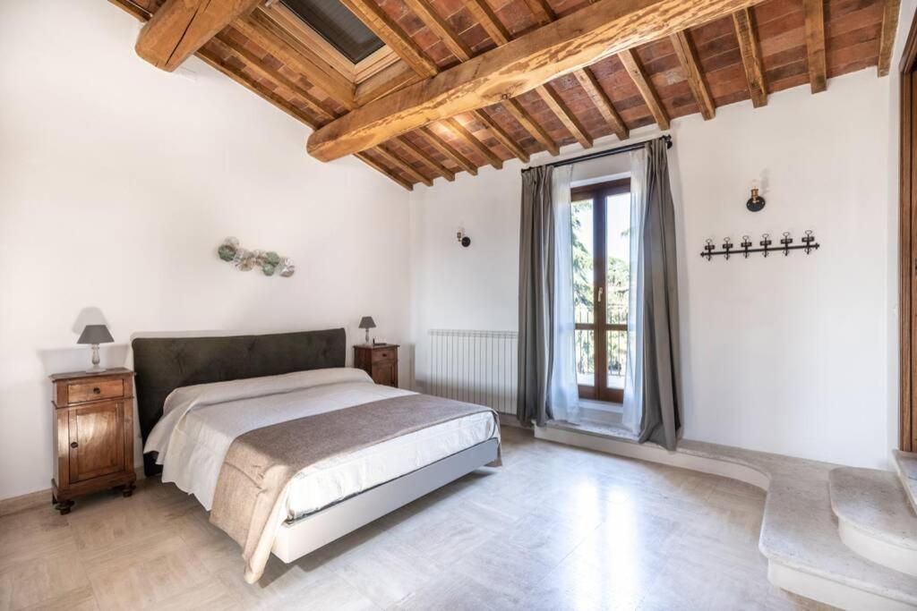 La Piazza - Appartamento Con Vista Sinalunga Bagian luar foto
